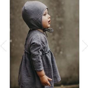 The Simple Folk The Garden Bonnet in lead gray 12/18 month